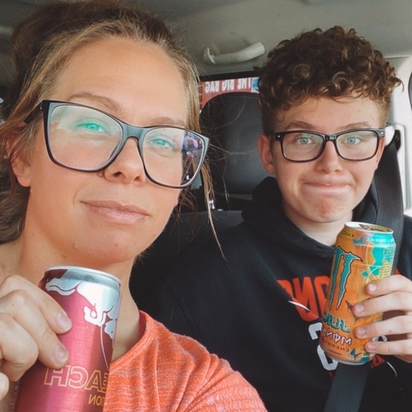 Meet your Posher, Jesse - Picture 2 of 11